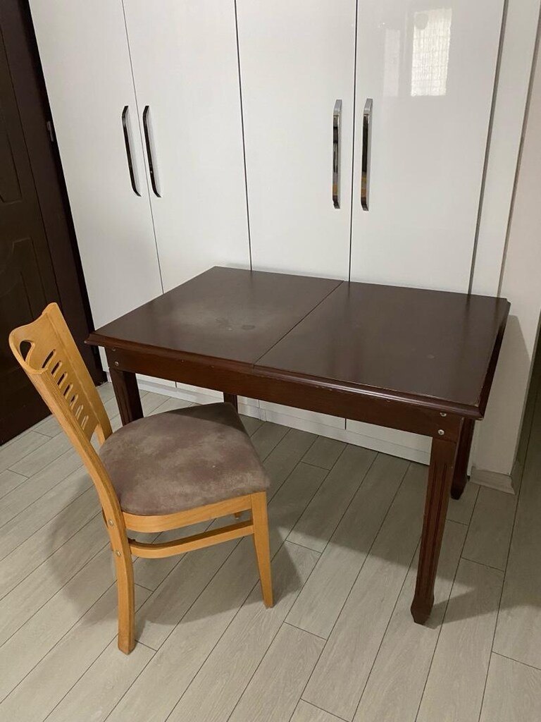 Mutfak masası ve 4 sandalye - 2
