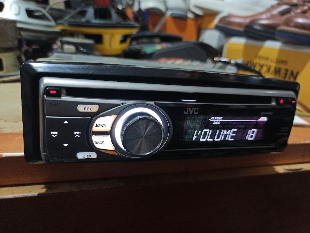 Eski seri tesisat teyibi jvc CD AUX RADYO tek anfi çıkışli oto teyp - 2