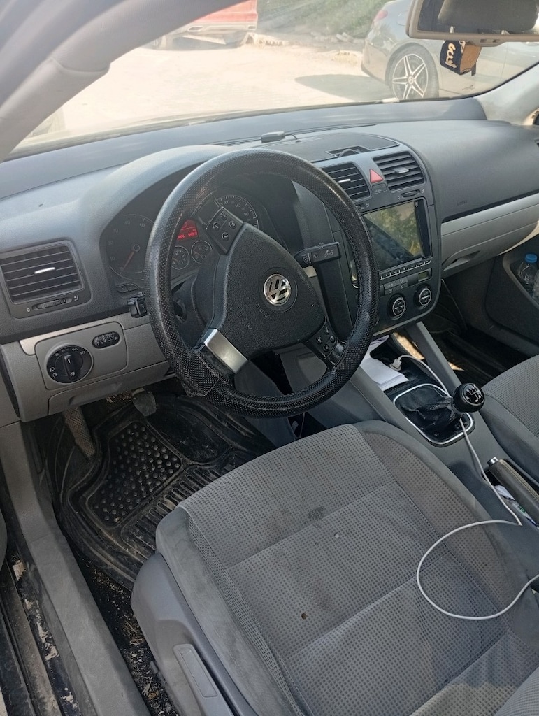 Wosvagen Jetta 1.4TSI Comfortline 2010 model - 4