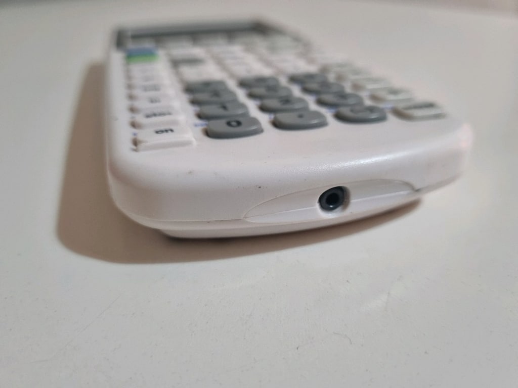 Texas Instruments TI-82 Plus - 3