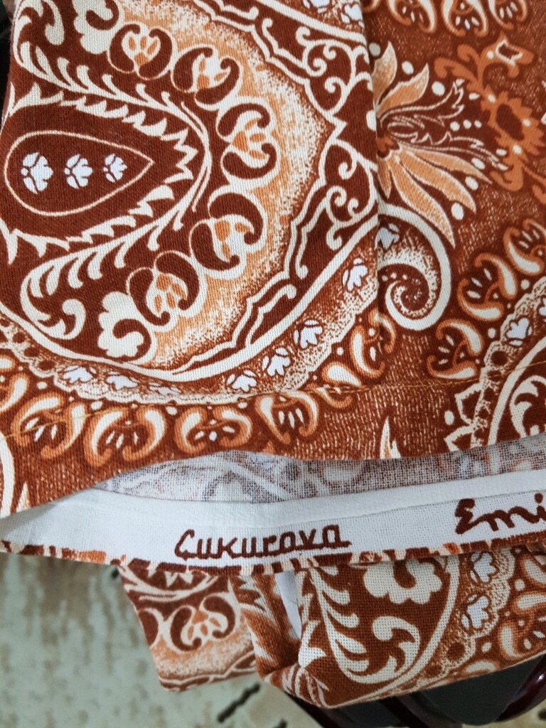 Eskilerden pileli divan örtüsü - 4