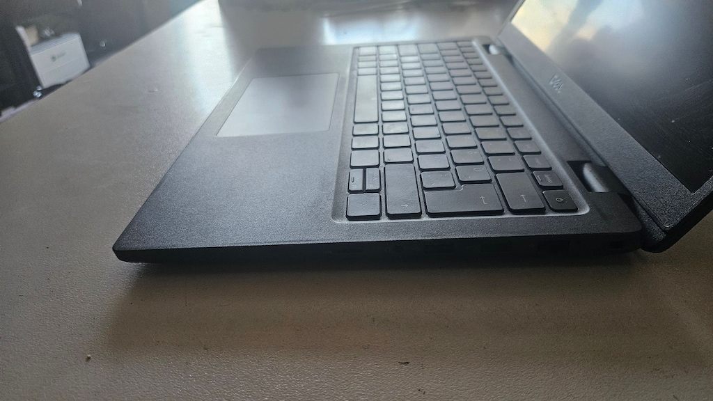 Dell Latidute 3420 İ7 11.Nesil 16 GB Ram 256 GB SSD 14" FULL HD - 5