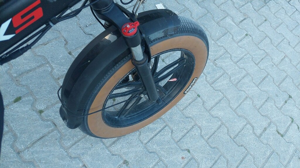 zırhlı lastik ve hidrolik frenli RKS - 4