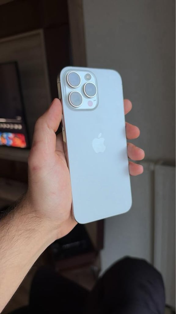 iPhone 16 Pro Max 256 GB - 2