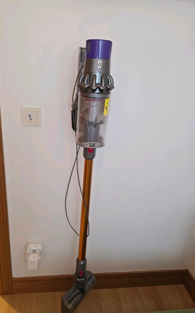 Dyson Cyclone V 10 Absolute Dikey Şarjlı Süpürge - 2