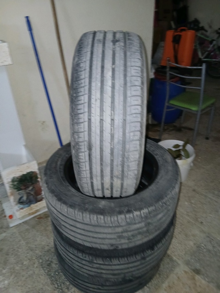 LASTIK 215 55 16 tertemiz sorunsuz gel bak disleri sıfırgibi 2021 - 4