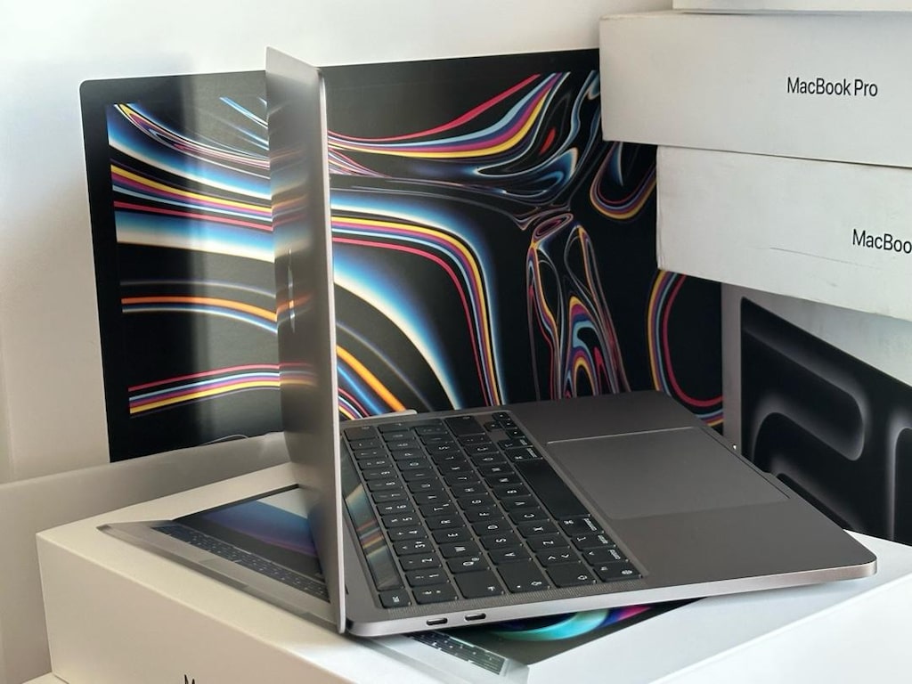 pil sağlığı çok iyi devir sayısı çok düşük macbook pro M2 çipli 13” - 10