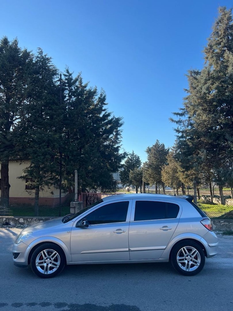 opel astra h - 6