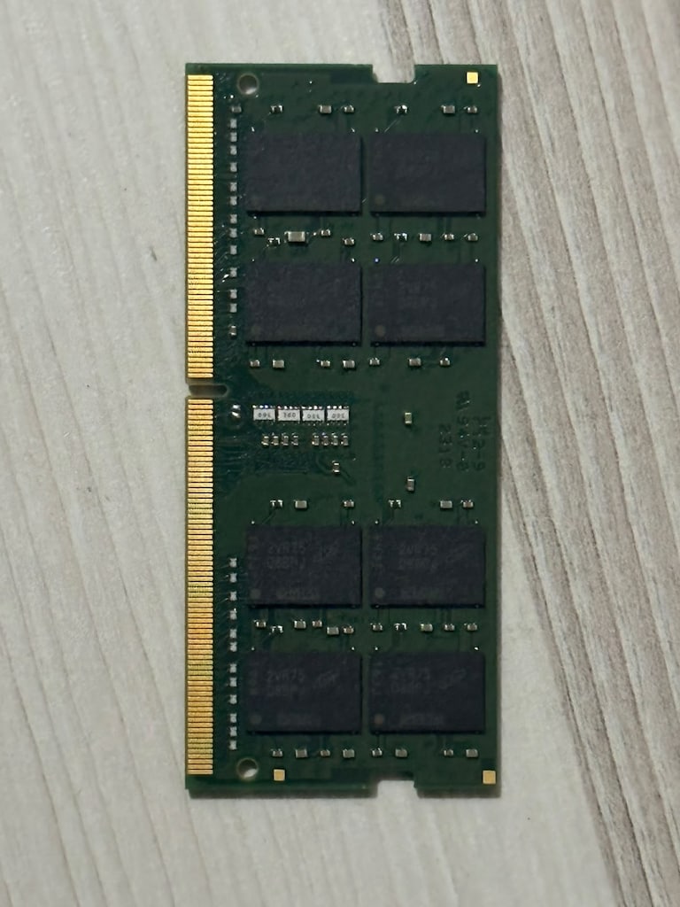 DDR4 16GB Kingston RAM - 2
