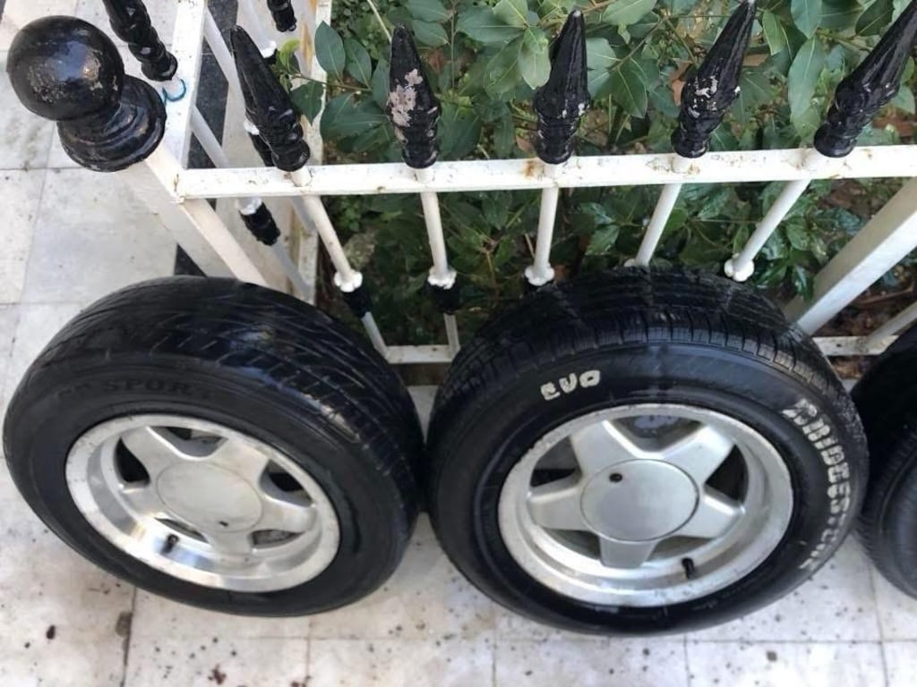 Cumaya bu Fiat Cms 40.jant lastik 2.Starmax 1.bridgeston 175.70.13 - 8