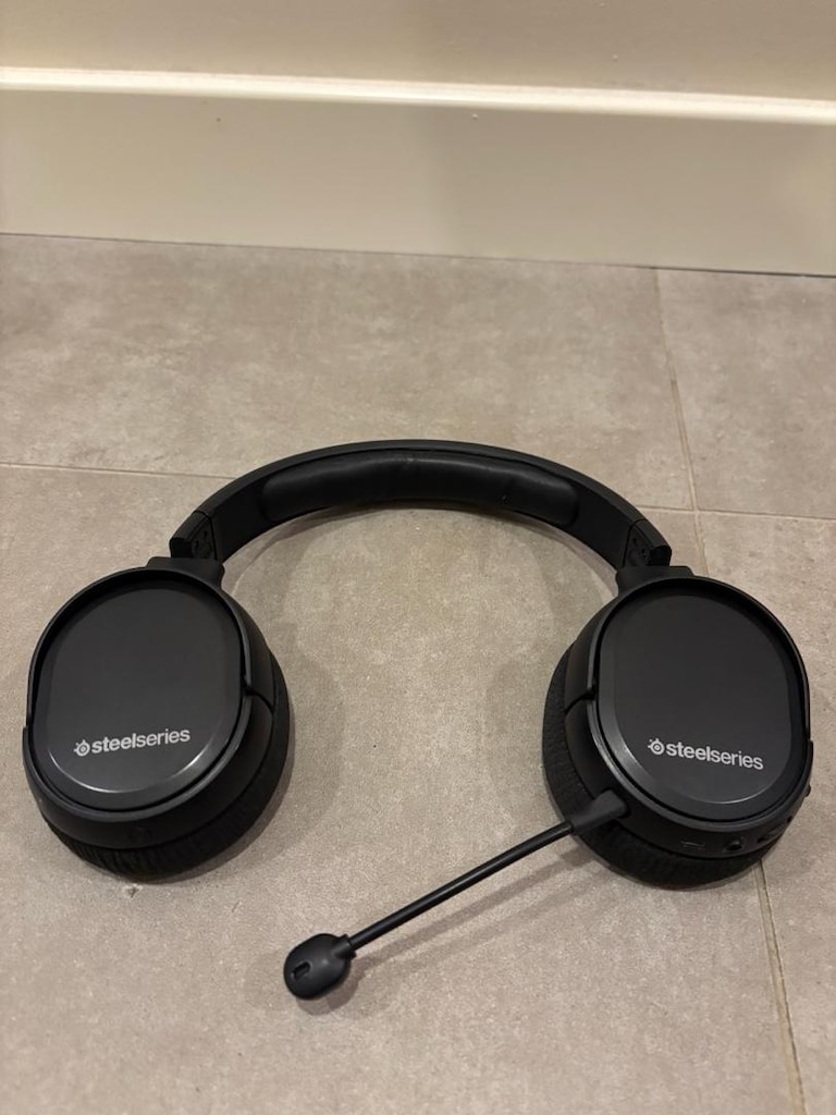 SteelSeries Arctis 1 Wireless Kablosuz Oyuncu Kulaklığı - 4