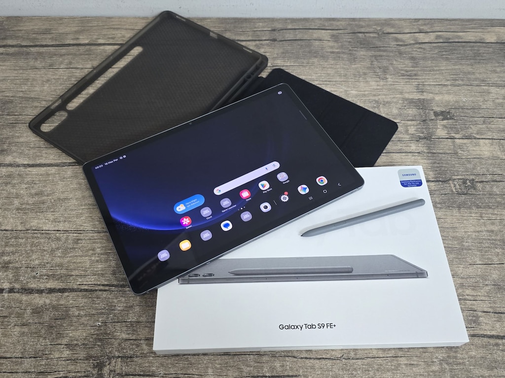Samsung Galaxy Tab S9 FE+ Wi-Fi Tablet 8 GB / 128 GB SM-X610 - 3