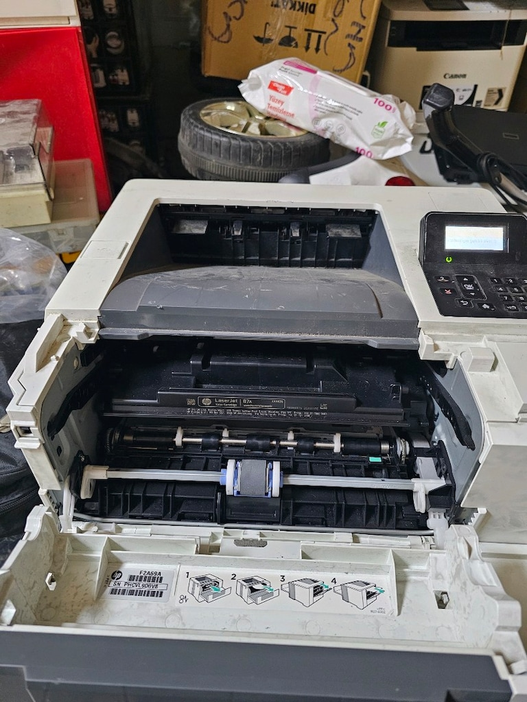 HP M506 - 4