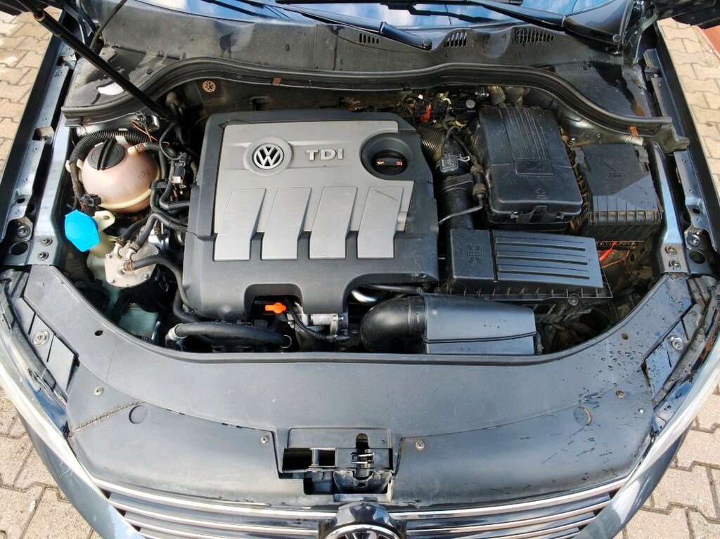 Volkswagen Passat 1.6 dizel manuel - 10