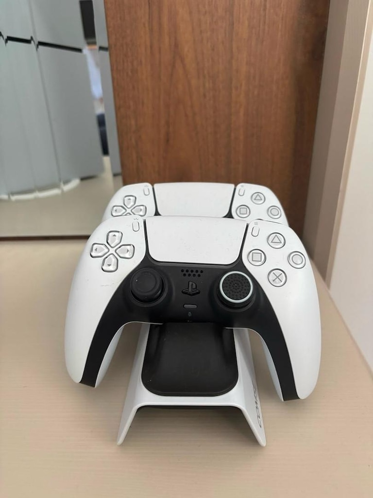 PS5 - 1TB - 5