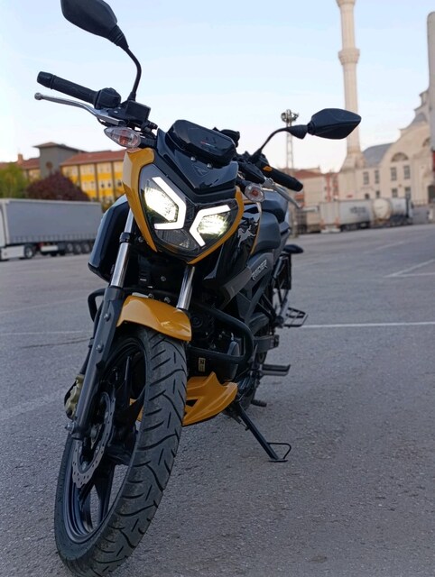 Tvs raider 125