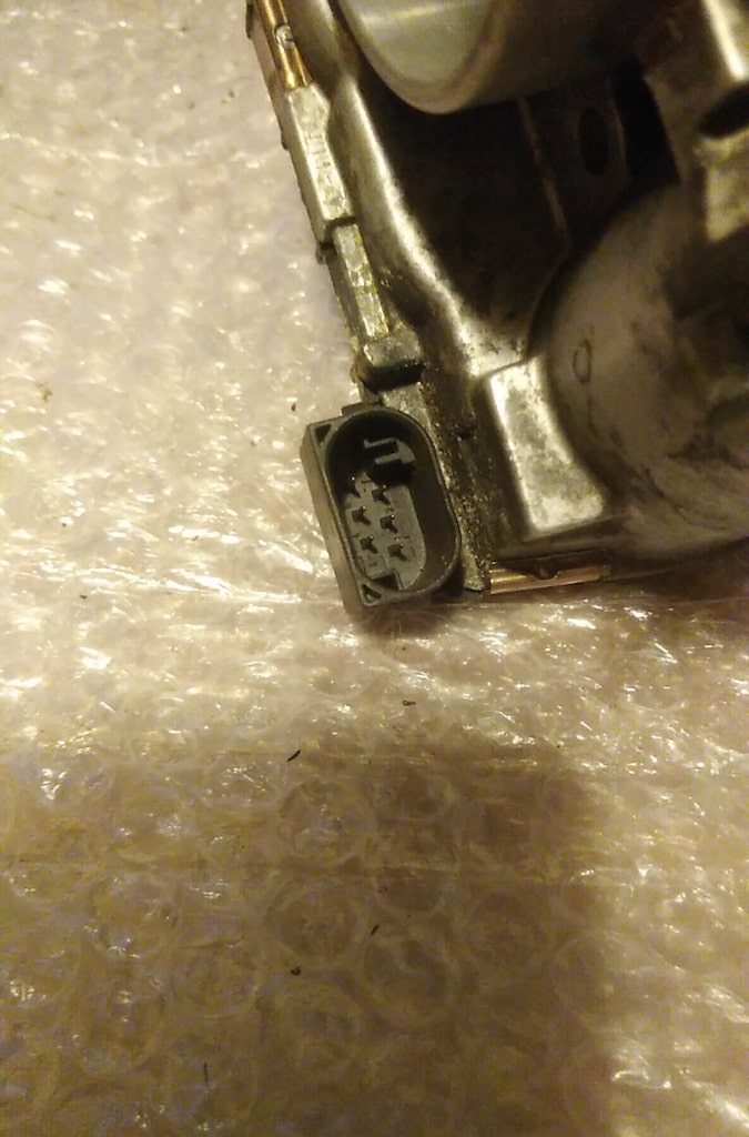 MERCEDES A 113 141 01 25 GAZ KELEBEK R350 C300 C219 - 3
