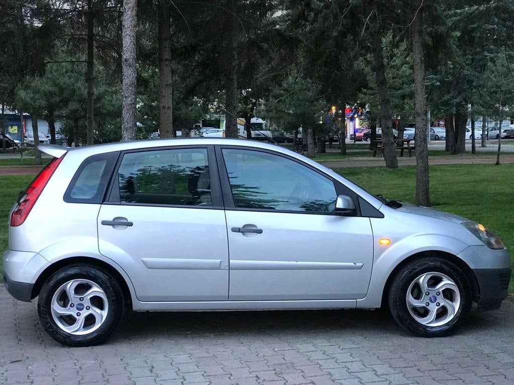 Ford Fiesta 2008 - 8