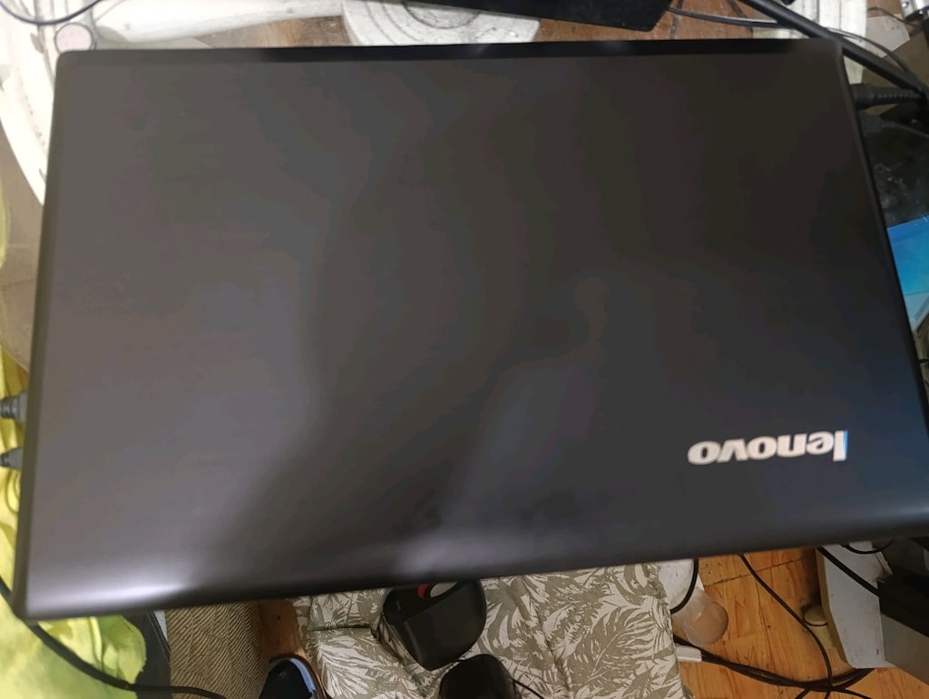 laptop uyguna - 2