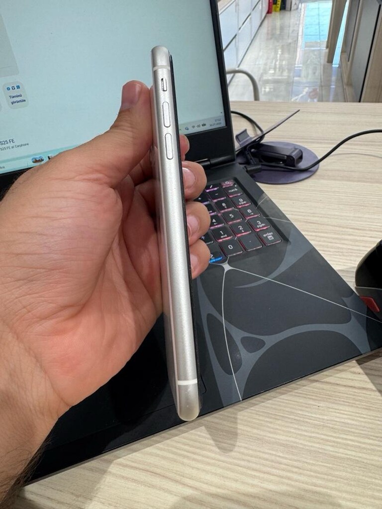 İPHONE 11 128 GB HATASIZ - 5