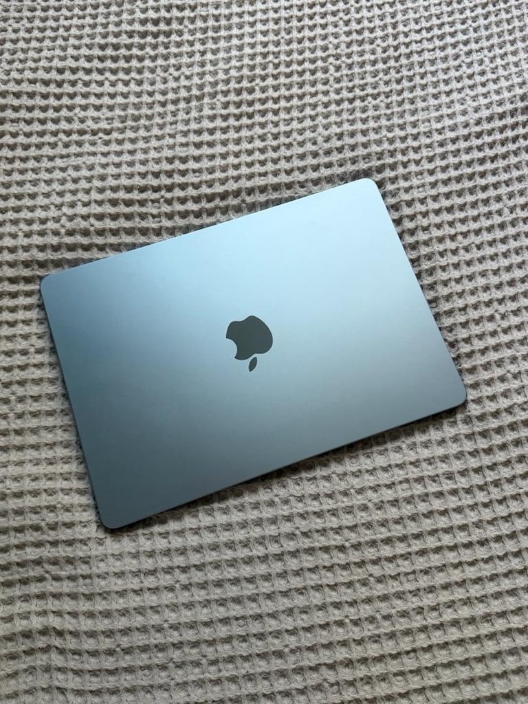 macbook air m4 - 2