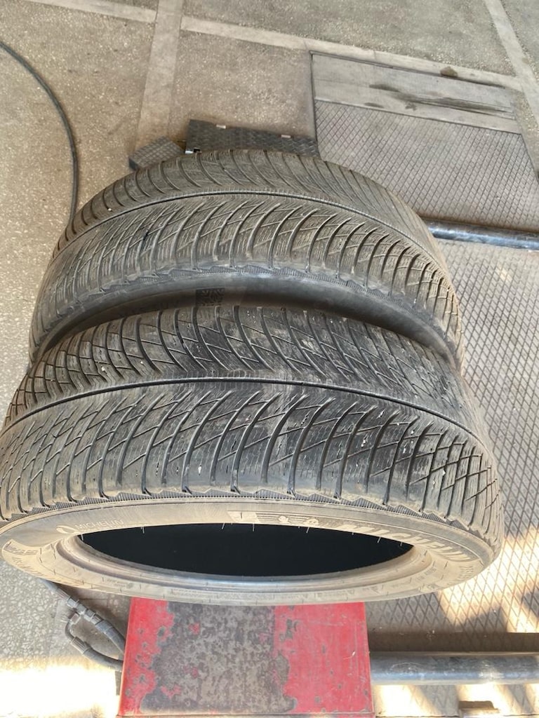 235 55 19 MICHELIN - 2