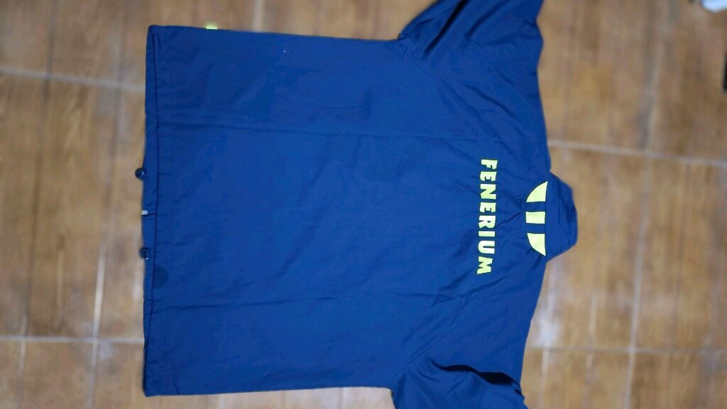 #Fenerium mevsimlik mont Mağazasında 6000 TL. - 3
