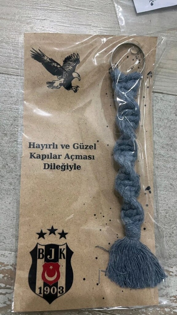 makrome anahtarlık(200 adet var)adet fiyatı 4,5 tl - 3