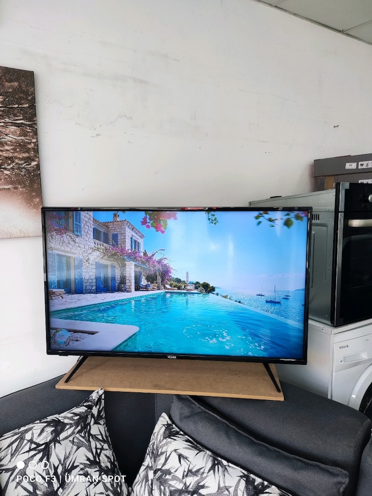 2.EL TELEVİZYON Vestel 43U9500 43" (108 Ekran) 4K Ultra HD Smart LED - 4