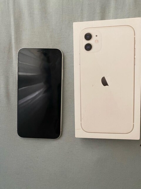 İphone 11 128 GB Türkiye Cihazı- İlk Sahibinden - Temiz ve Kutulu