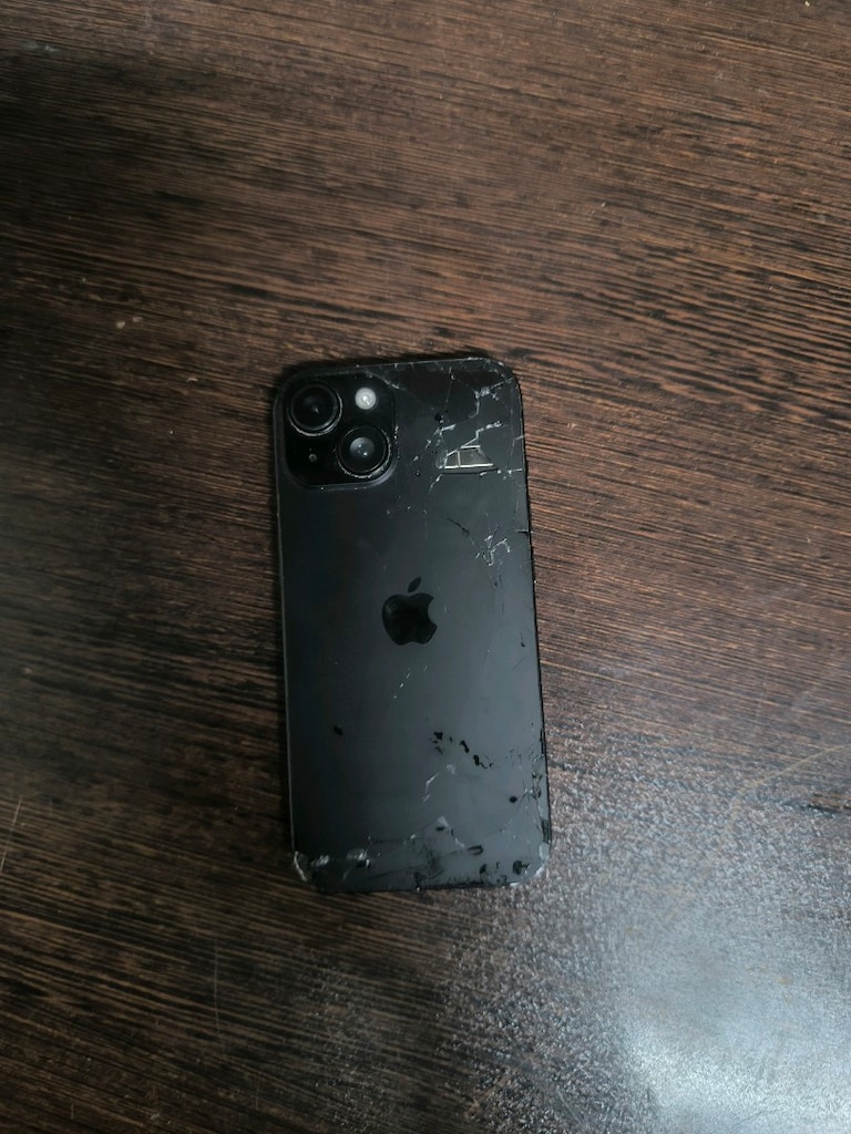 tek fiyat iPhone 15