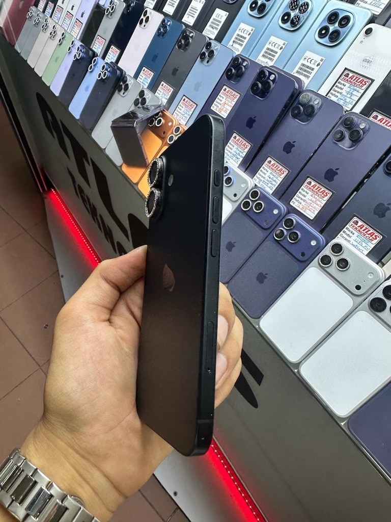 Atlas teknolojiden acil satılık ıPhone 16 TR 4 ay garantili - 2