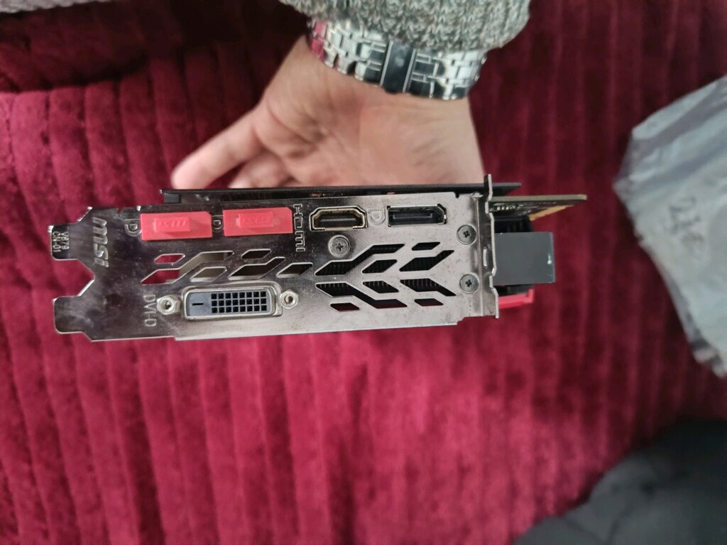 MSI 1080 8 Gb - 4
