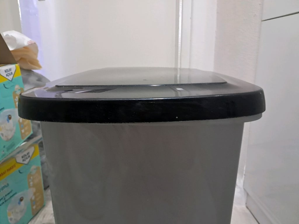 pedallı çöp kutusu çöp kovası 40 lt - 4