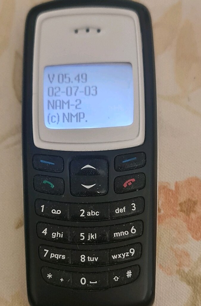 Nokia 2100 - 11