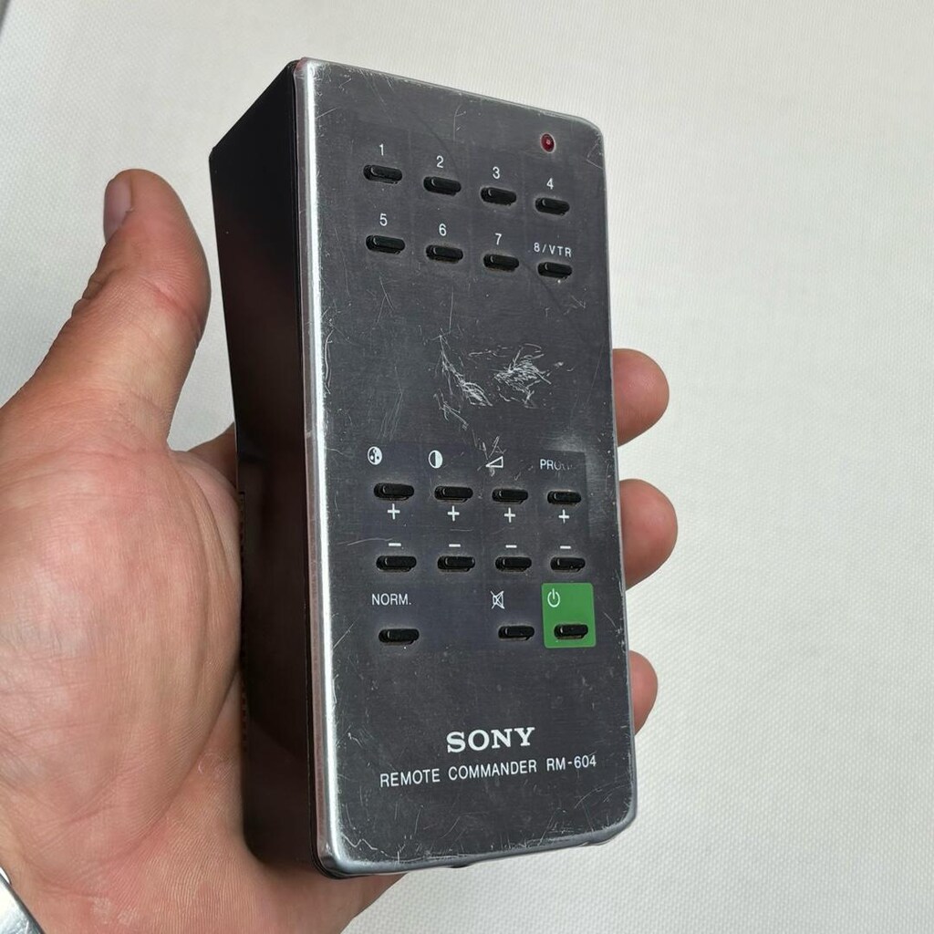 Nadir Koleksiyonluk Sony RM-604 Trinitron TV Kumandası - 7