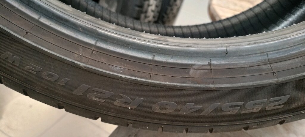 Pirelli lastik 255/40/21 zero - 2