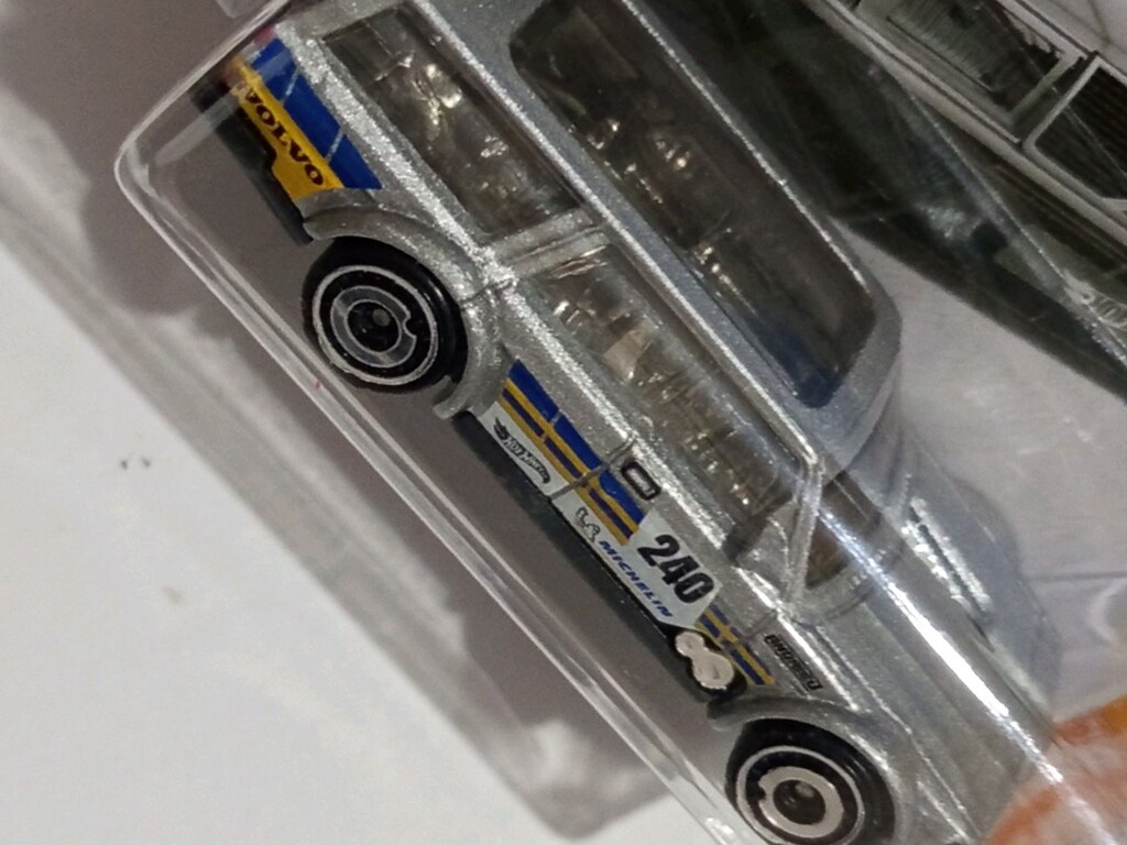 HOT WHEELS KOLEKSİYONLUK - 6