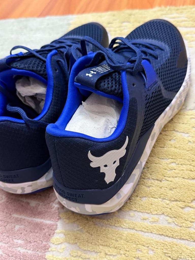 Under Armour - 8