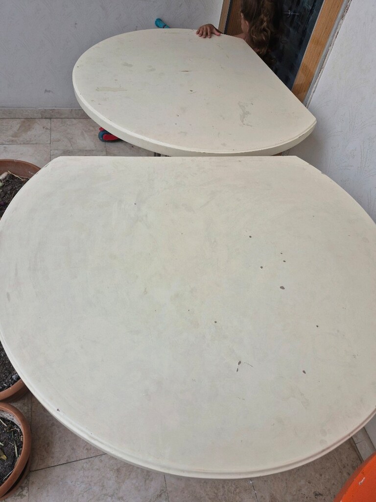 Krom Ayak Kafe vb için Masa 3 Adet var - 3
