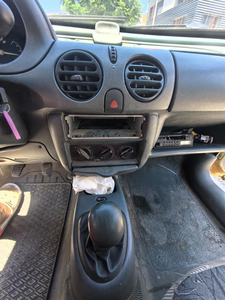 ANTALYADAN ACİL SATILIK KANGOO 1.9 DİZEL MANUEL OTOMOBİL RUHSATLI - 5
