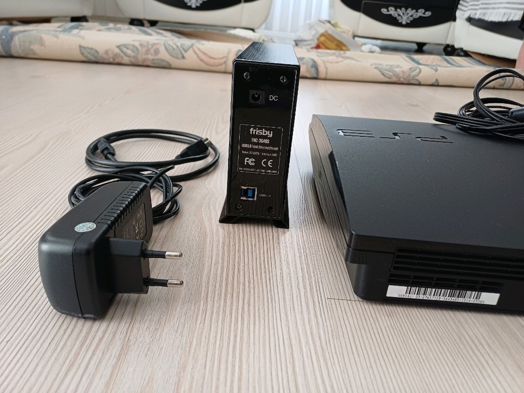 TB Harici Diskli PS3 Slim - 100+ Oyunlu Dev Arşiv (TLOU, RDR, GTA 5) - 4