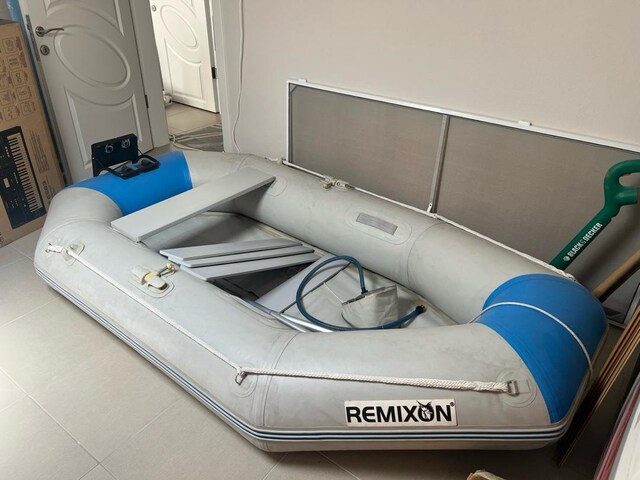 Remixon ızgara taban şişme bot
