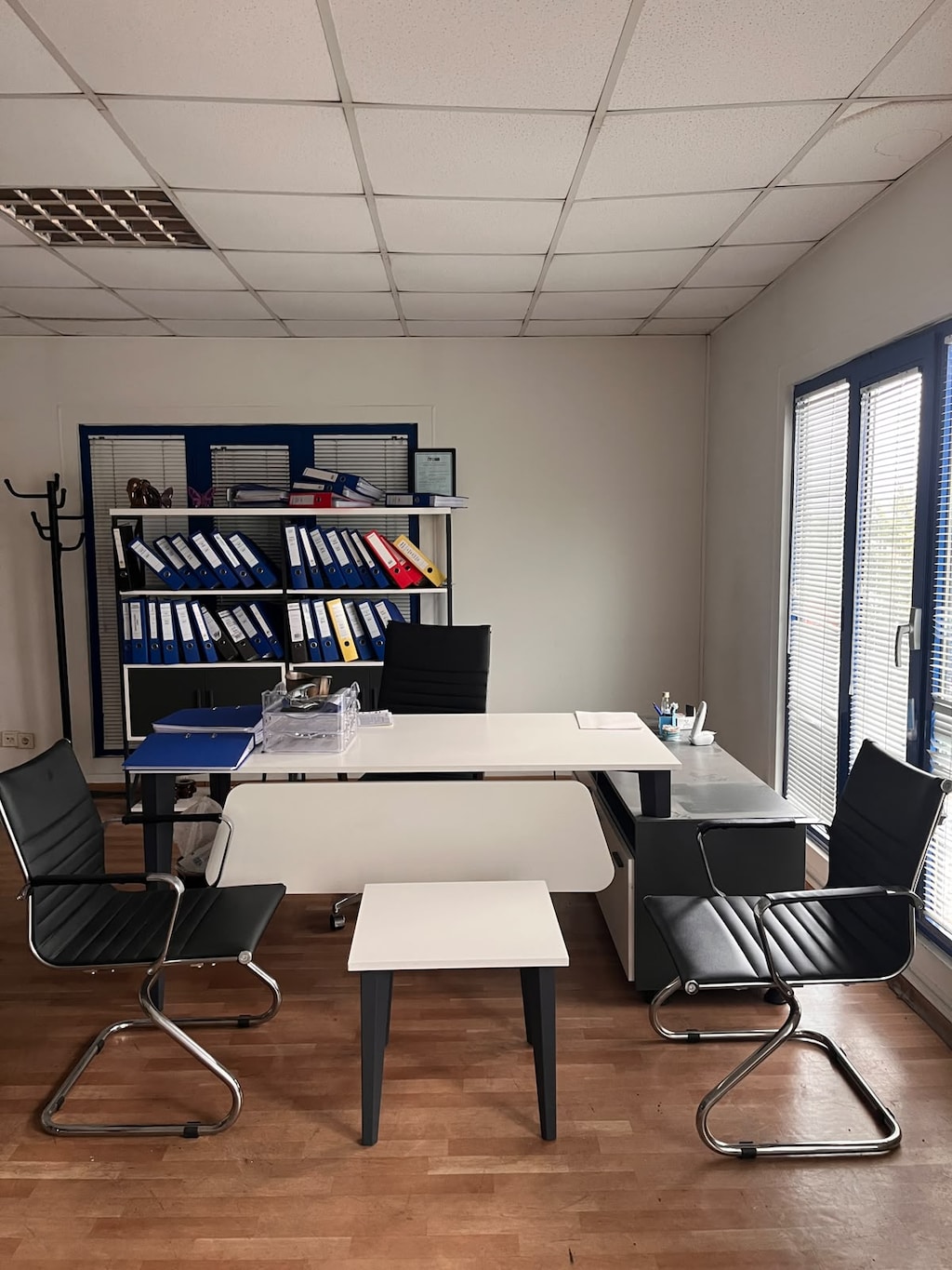 DEKOR BÜRO MOBİLYALARI 190X160 BEYAZ MAKAM TAKIMI İKİNCİ EL - 7