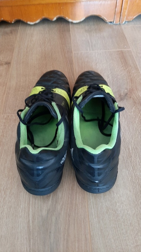 orjinal adidas 47 numara halı saha - 6