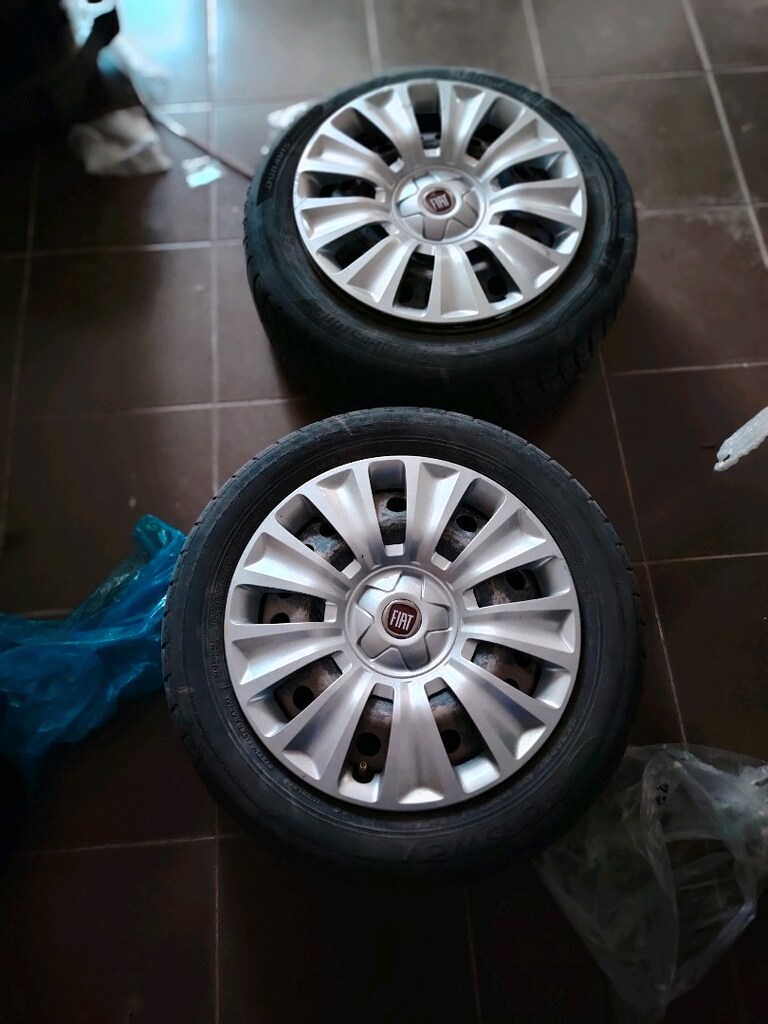 Ford focus connet 15 inç jant kapağı çizik dahi yok temiz - 2
