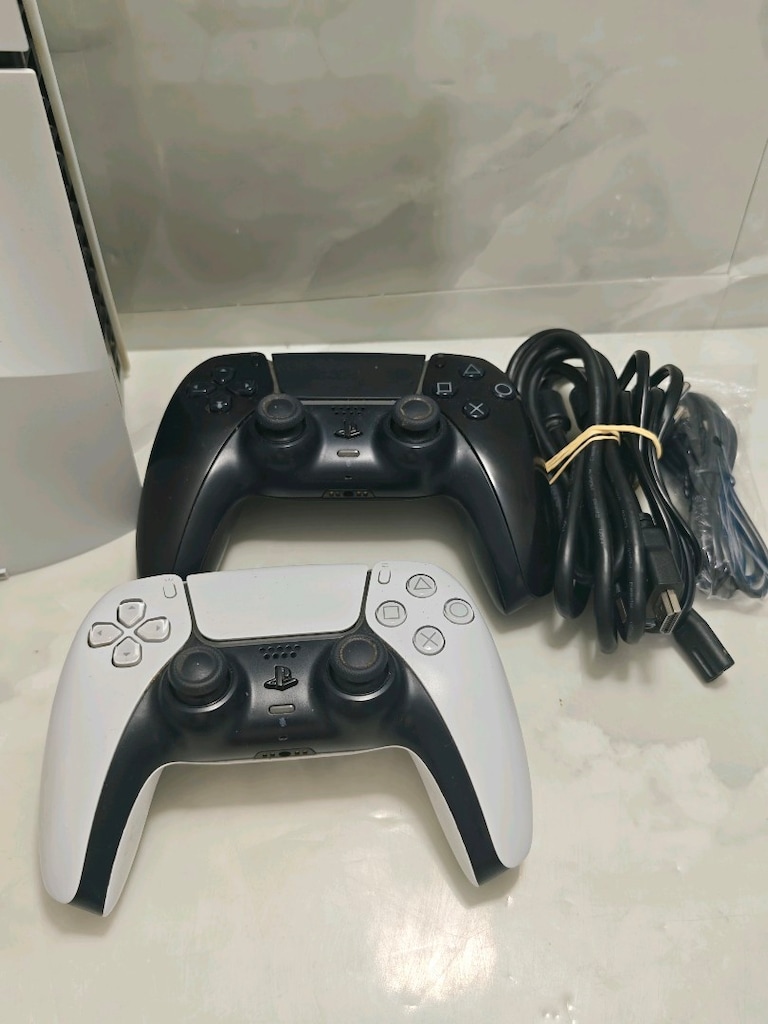 Sony PlayStation 5 Slim CFI-2018 1TB + 2 Adet Orijinal DualSense Kol - 3