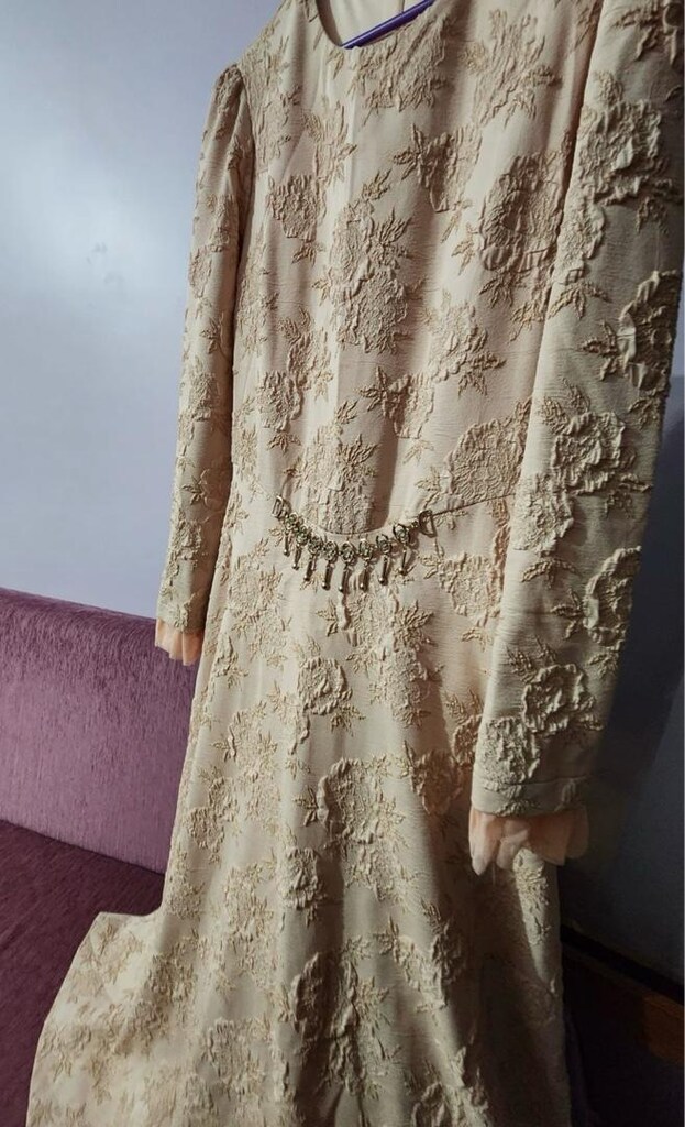 Bej Nakışlı Uzun Kollu Vintage Elbise — görsel 2/11