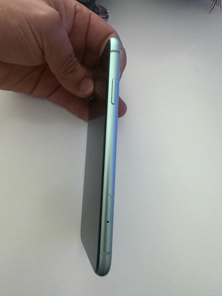 iphone 11 çok temiz - 4