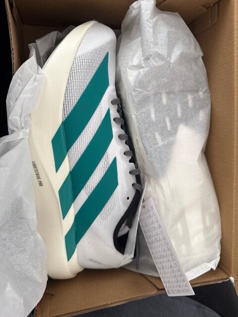Adidas koşu ayakkabı